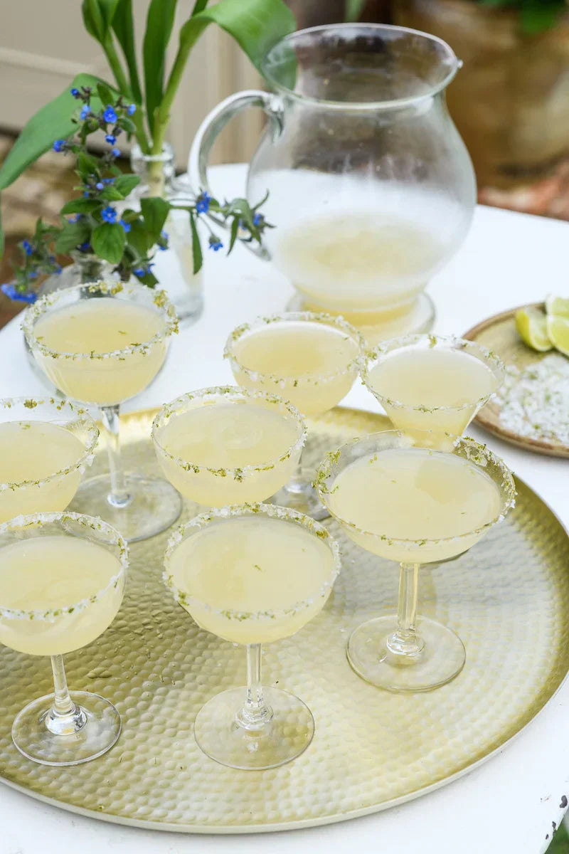 How to Create Your Own Cocktail Bar When Hosting