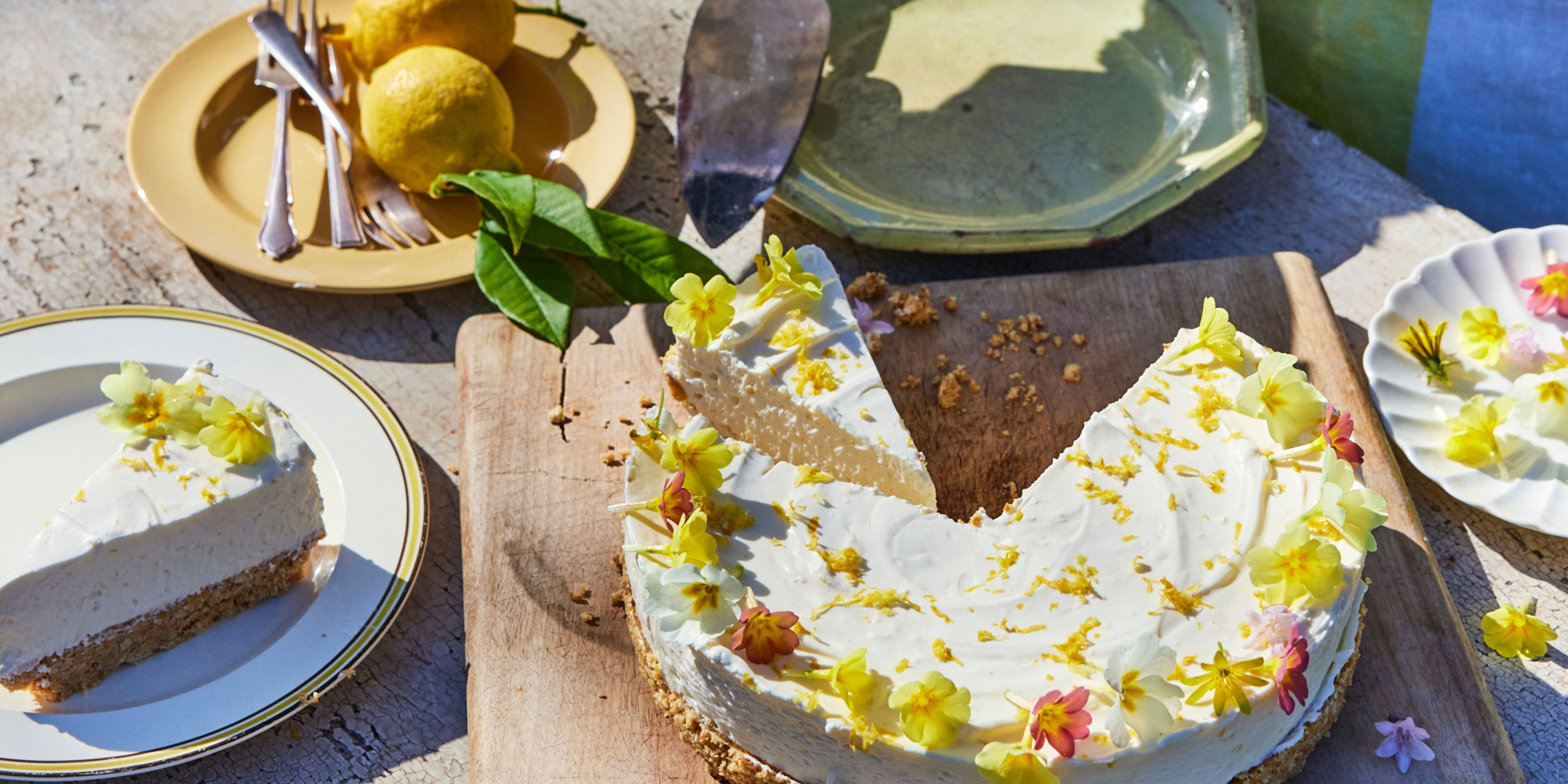 Lemony Cheesecake with Hazelnut Biscuit Base
