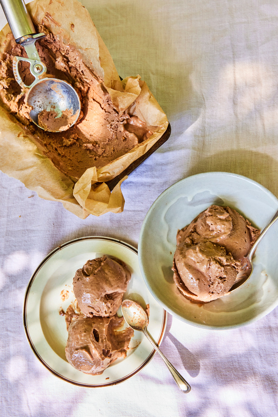 INSTANT BANANA, PEANUT BUTTER & CACAO ICE CREAM