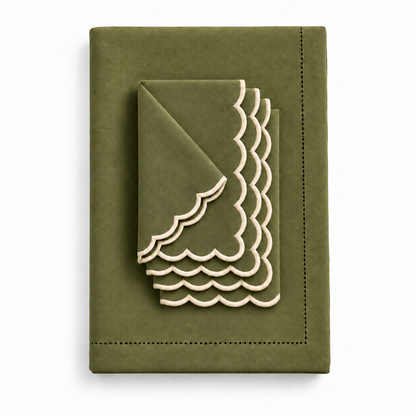 Broadspear Green Table Linen Set