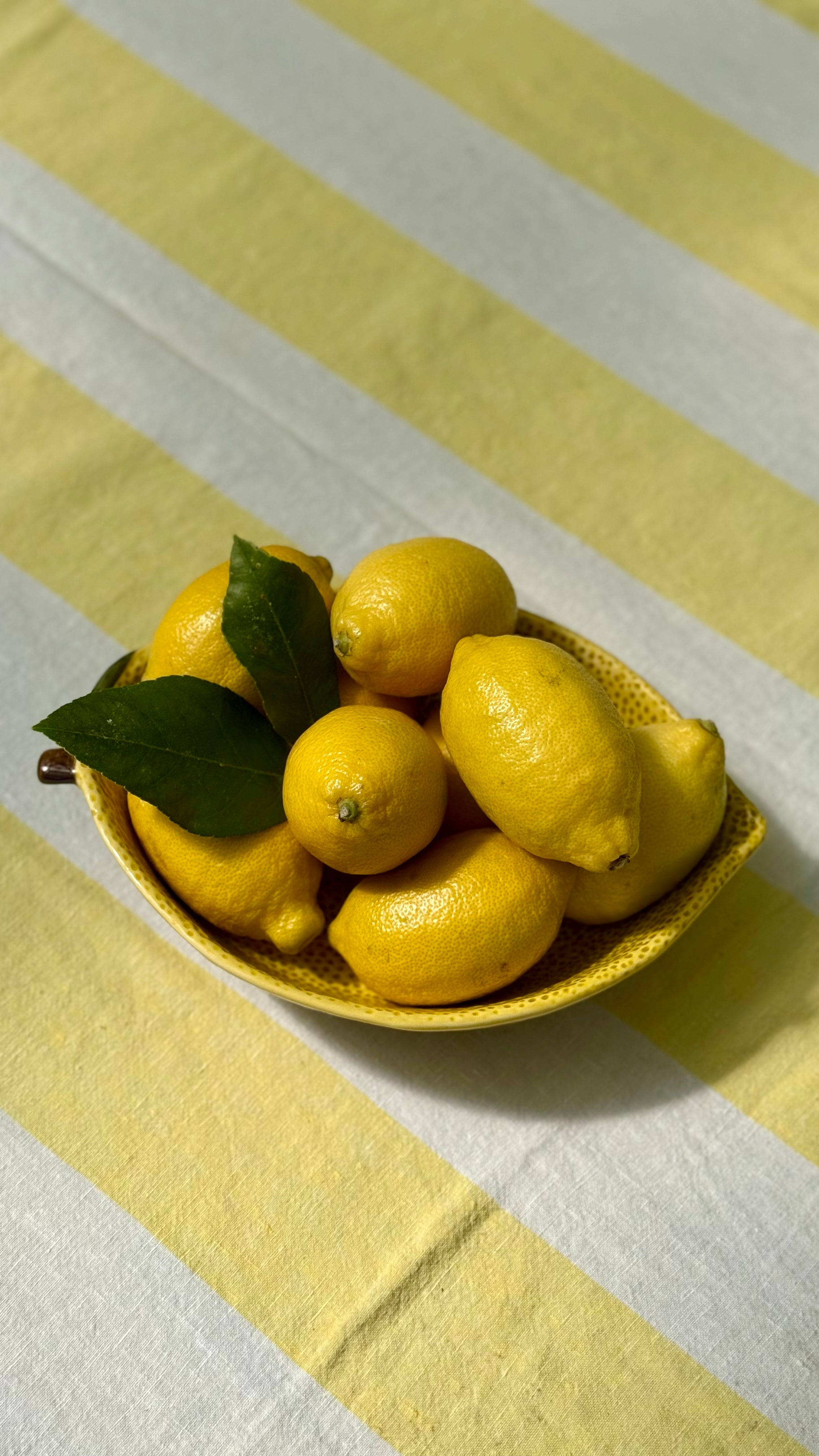 Lemon Serving Bowl